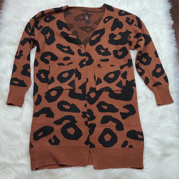 Leopard Print Sweater Cardigan Duster w/ Pockets - Picture 5 of 5